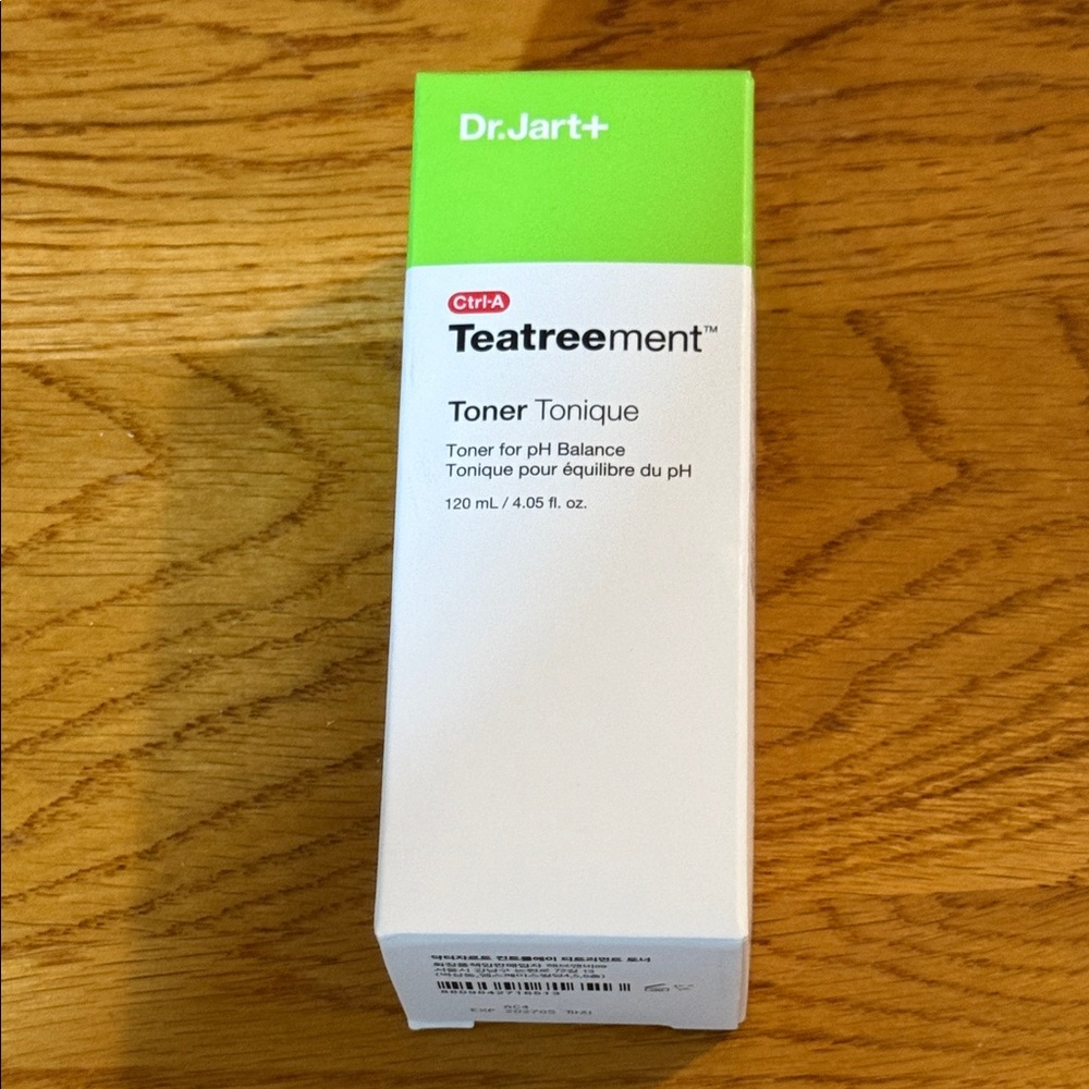 Teatreement Toner - Green and White